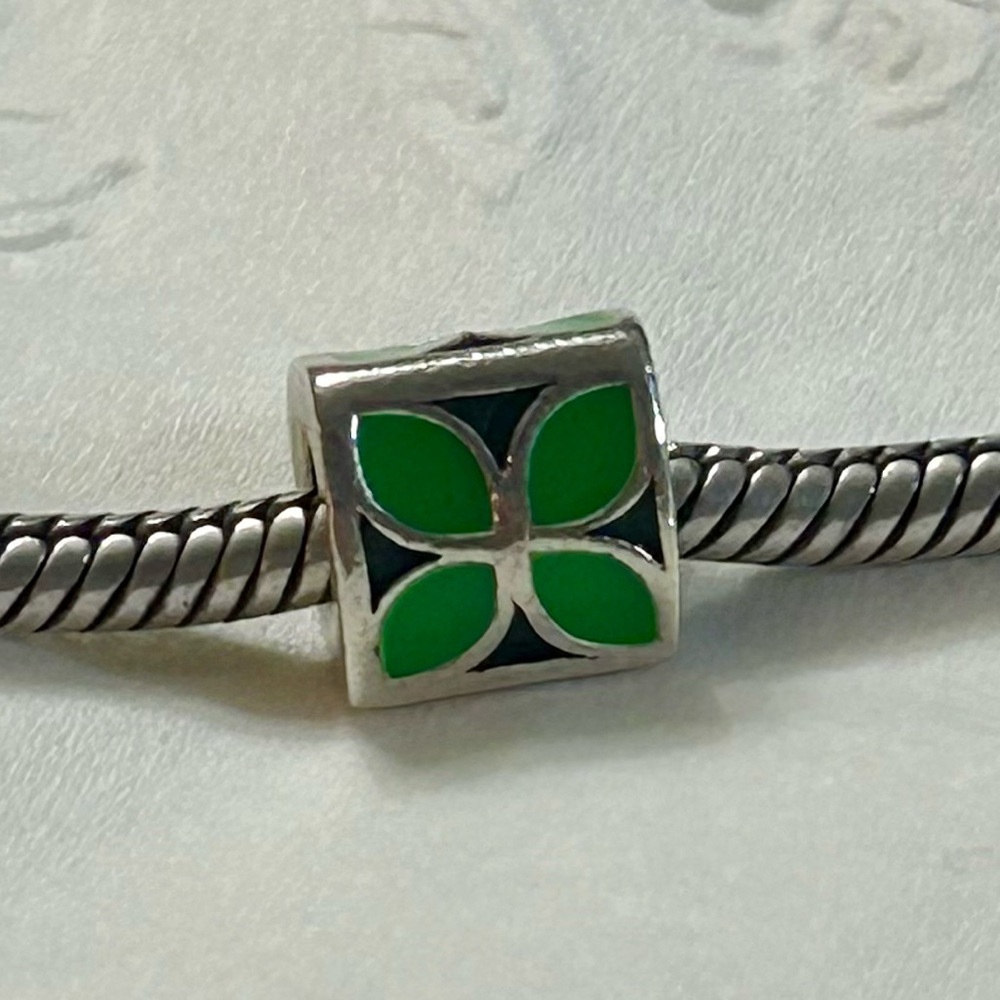 Pandora Retired Green enamel flower 925 ALE sterling silver charm
